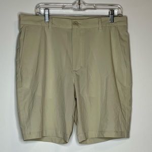 Vineyard Vines Performance Size 34W Khaki-Tan Outdoor Adventure Shorts